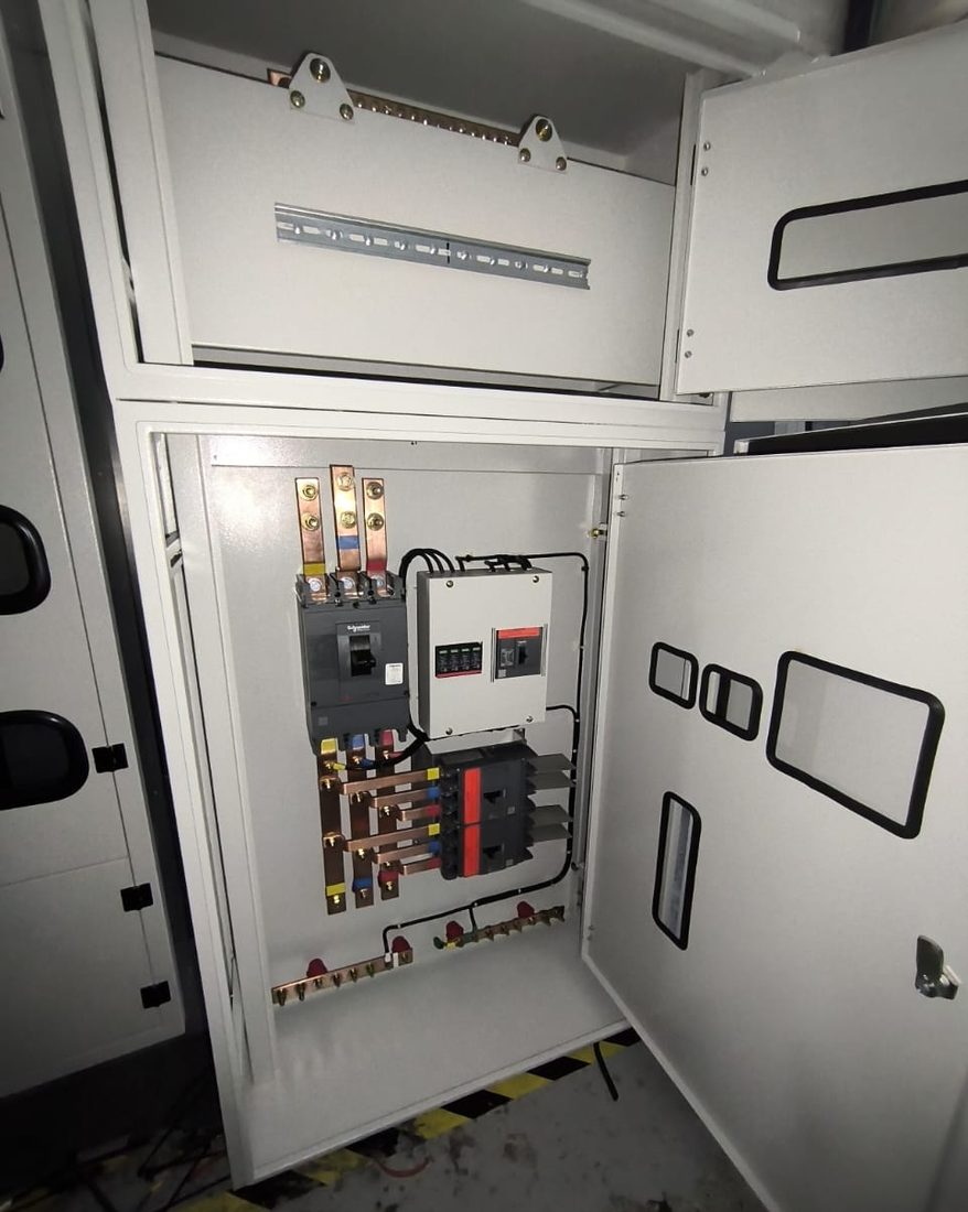 Tablero de distribución AC/DC proyecto Colpagro para Ferragro SAS